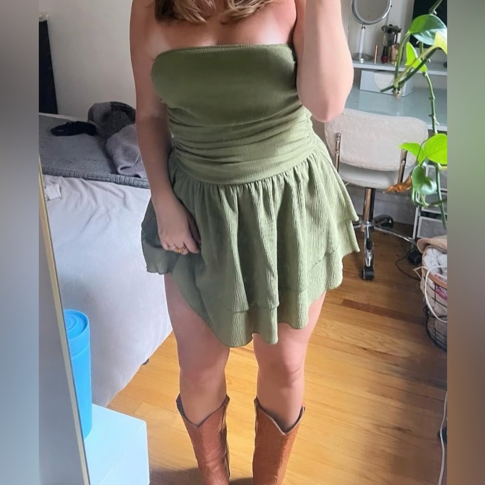Green Strapless Dress